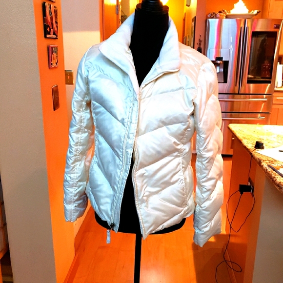 Eddie Bauer Jackets & Blazers - Eddie Bauer Ivory white down puffer ski jacket small